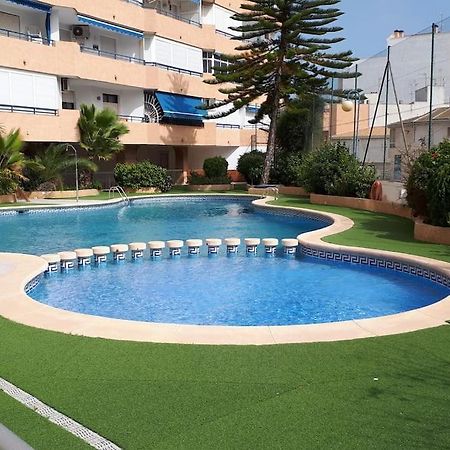 Apartament Flamingo Z Basenem Torrevieja Eksteriør bilde