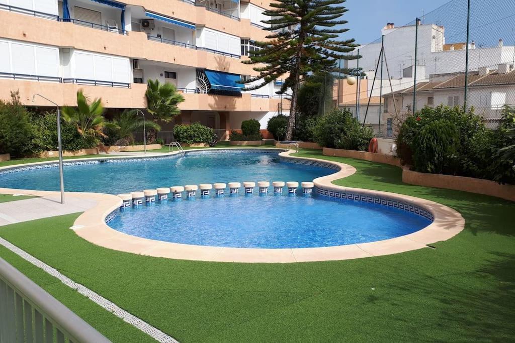 Apartament Flamingo Z Basenem Torrevieja Eksteriør bilde